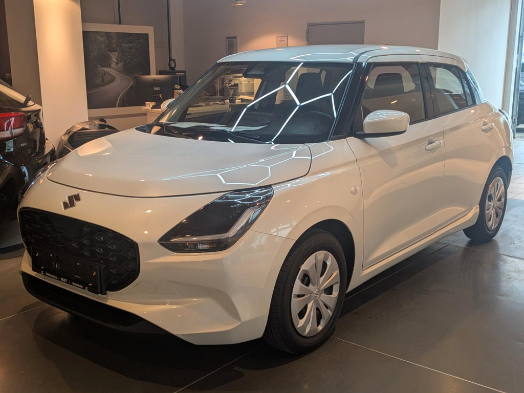 Suzuki Swift Club Hybrid