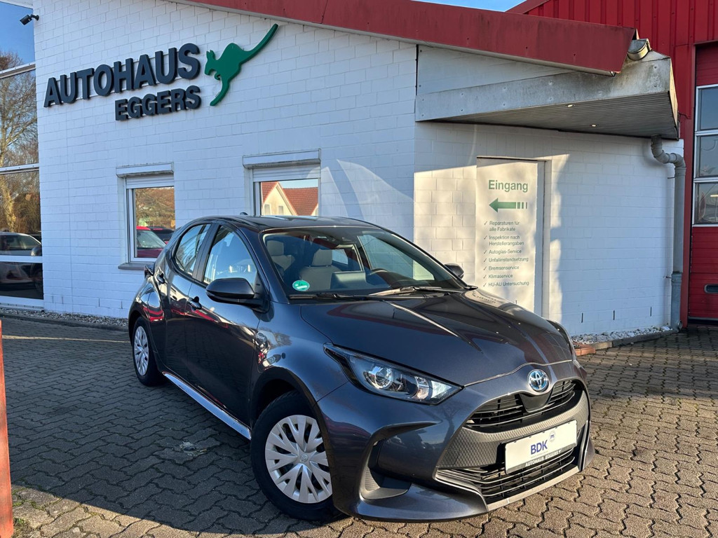 Toyota Yaris Business Hybride