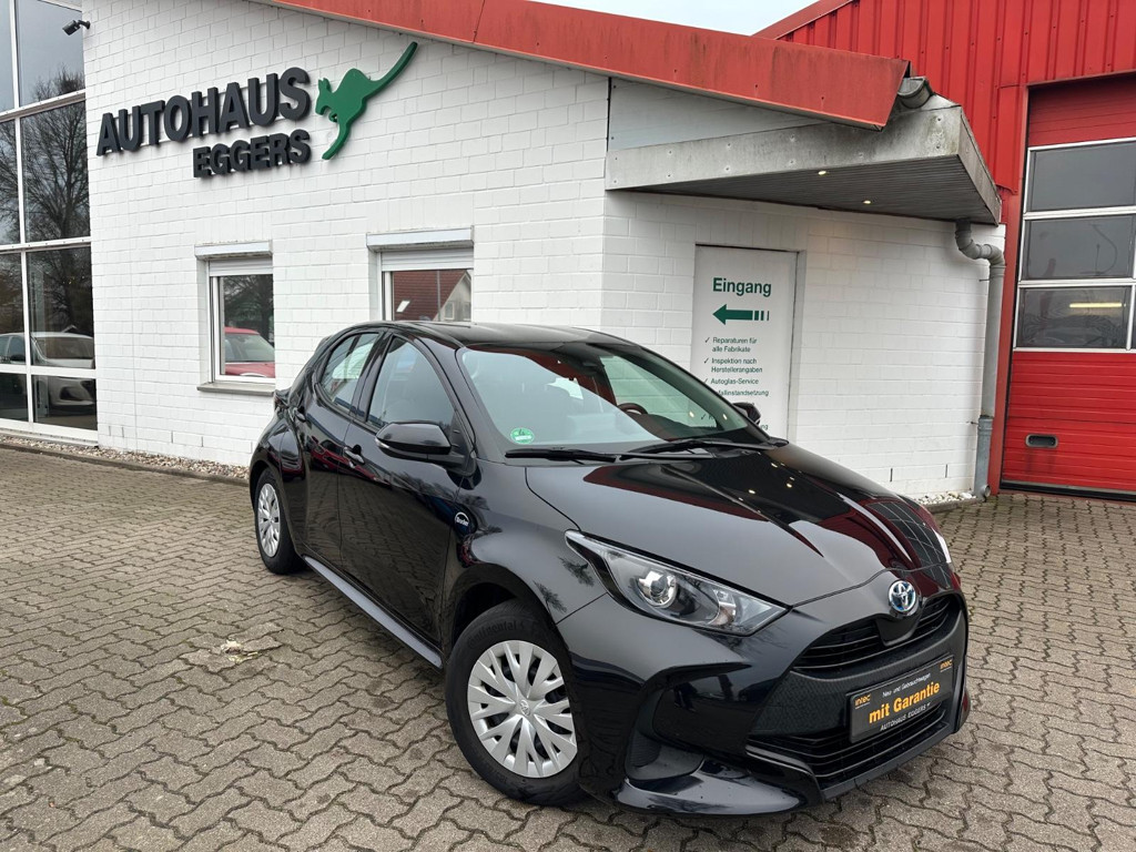 Toyota Yaris Business Hybride