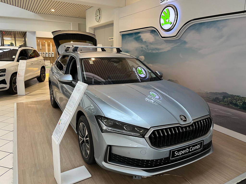 Skoda Superb Combi 2.0 TDI