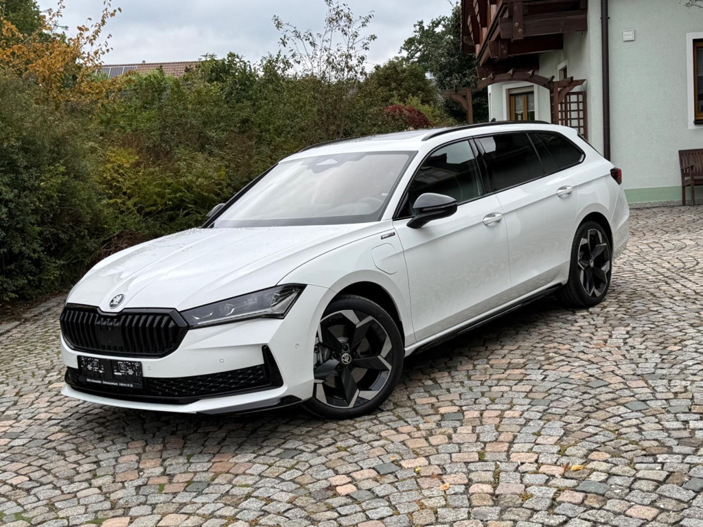 Skoda Superb Combi Sportline iV 1.5 TSI