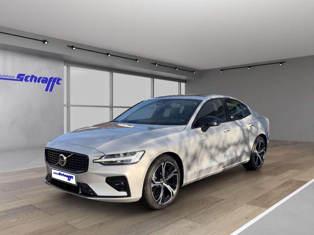 Volvo S60 AWD Ultimate Dark