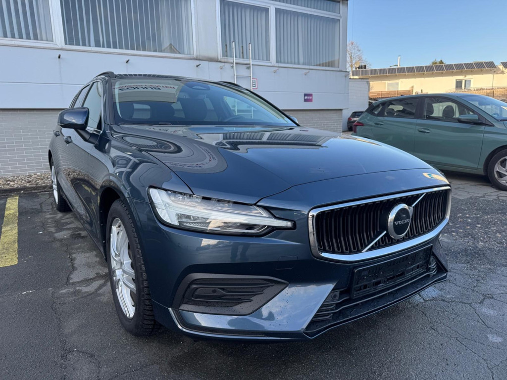 Volvo V60 Core