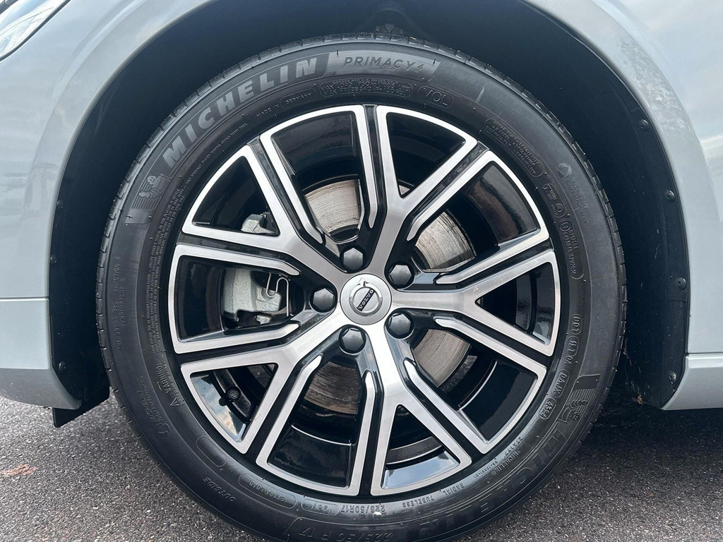 Volvo V60 Hybrid Core