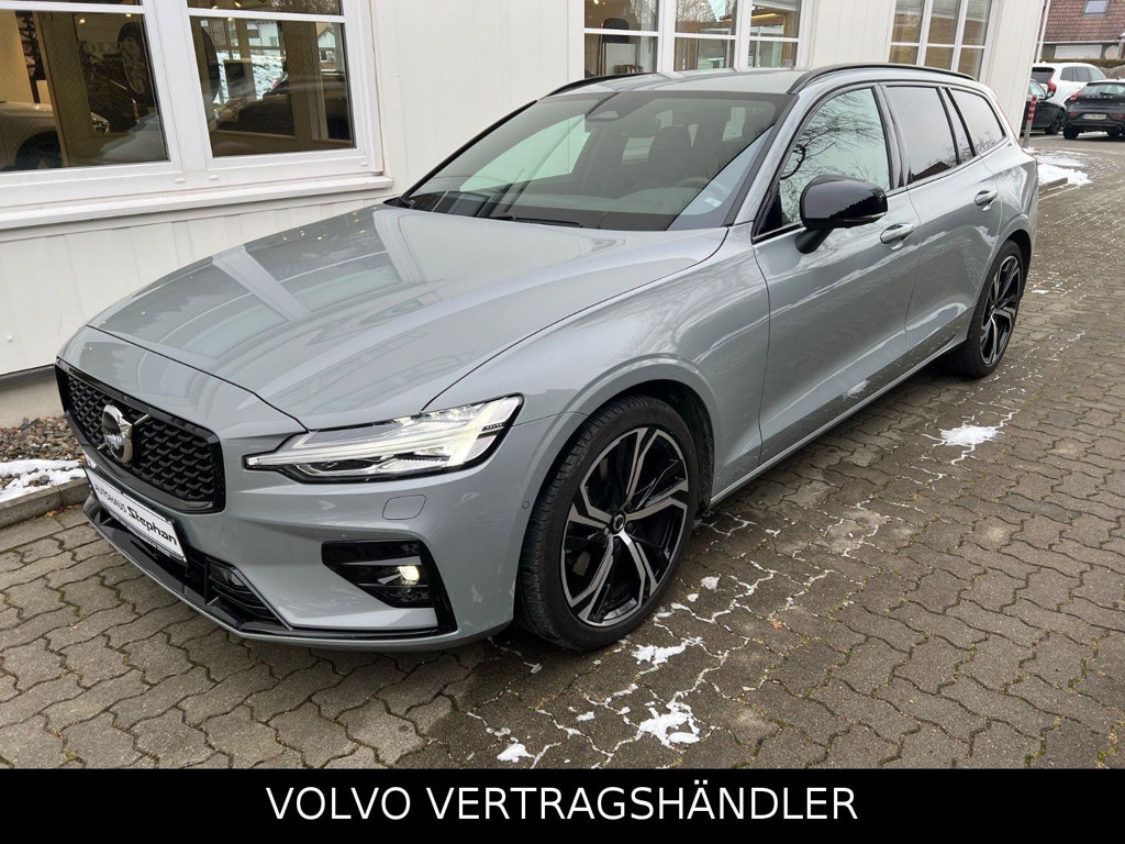 Volvo V60 Plus Dark