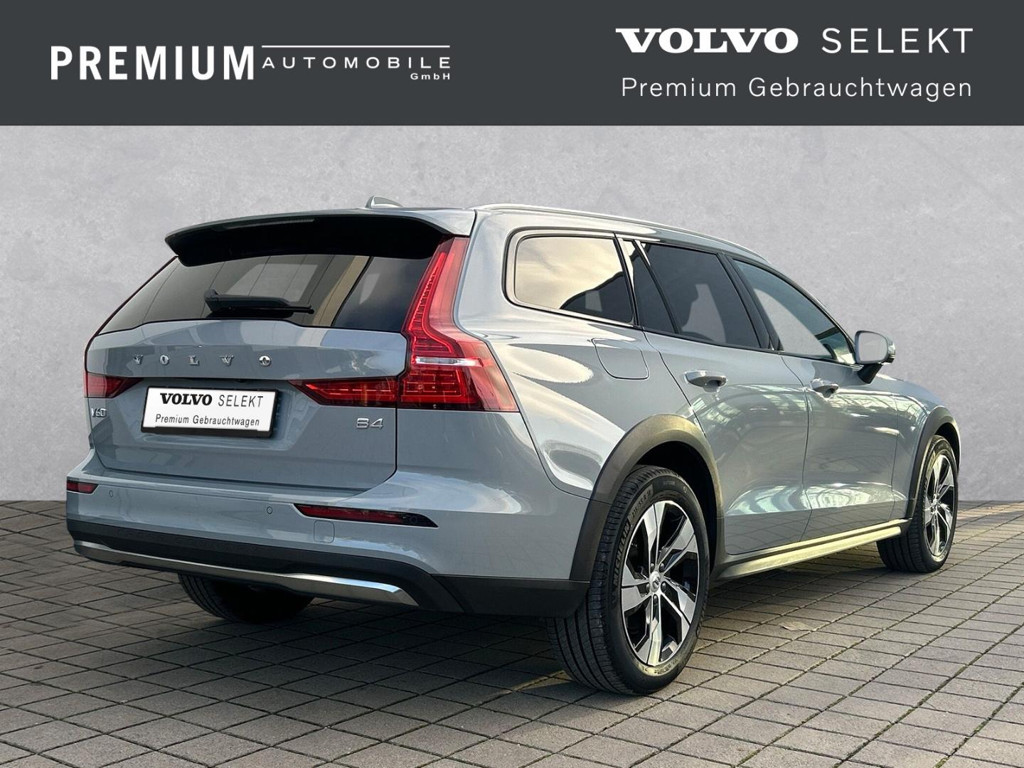 Volvo V60 Cross Country