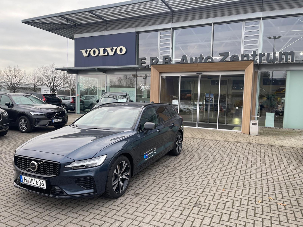 Volvo V60 AWD T8 Hybrid Plus Dark