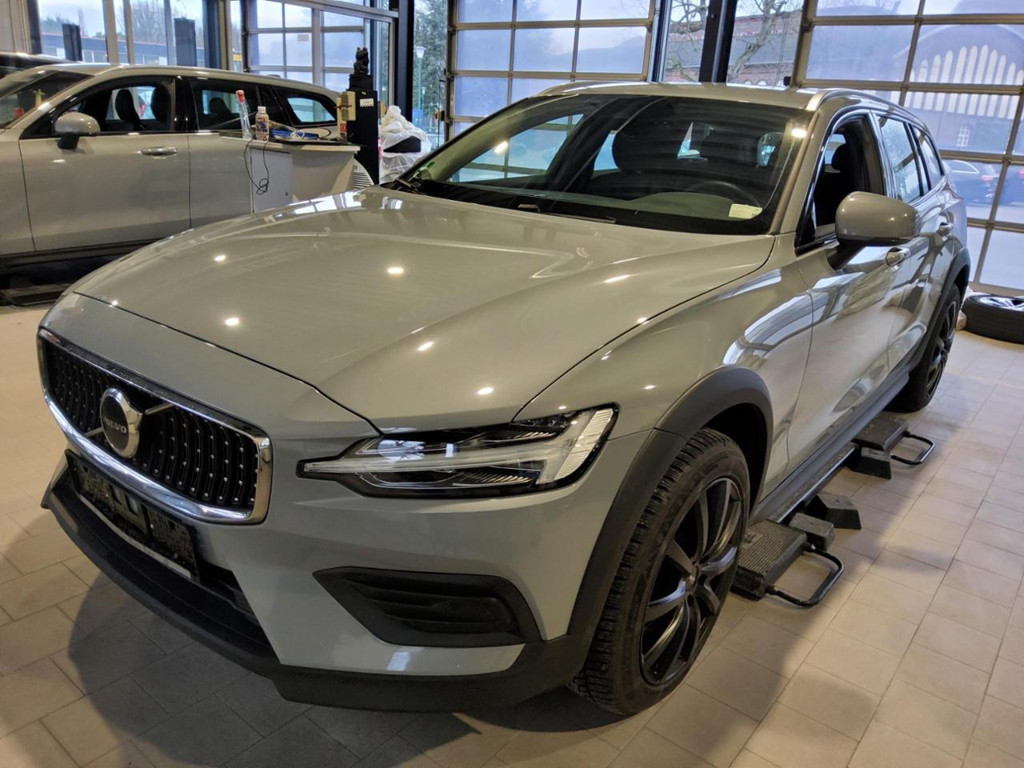 Volvo V60 Cross Country