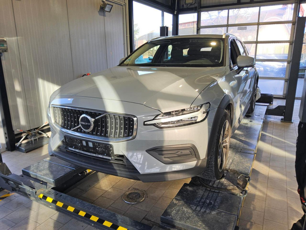 Volvo V60 Cross Country