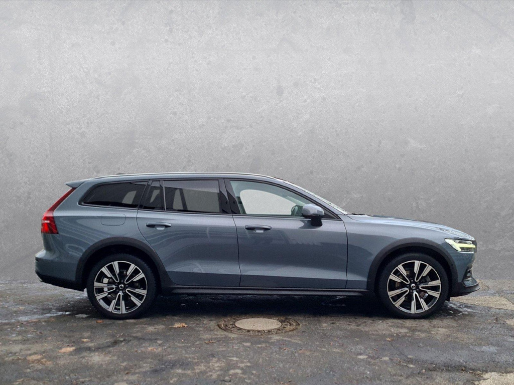 Volvo V60 Cross Country