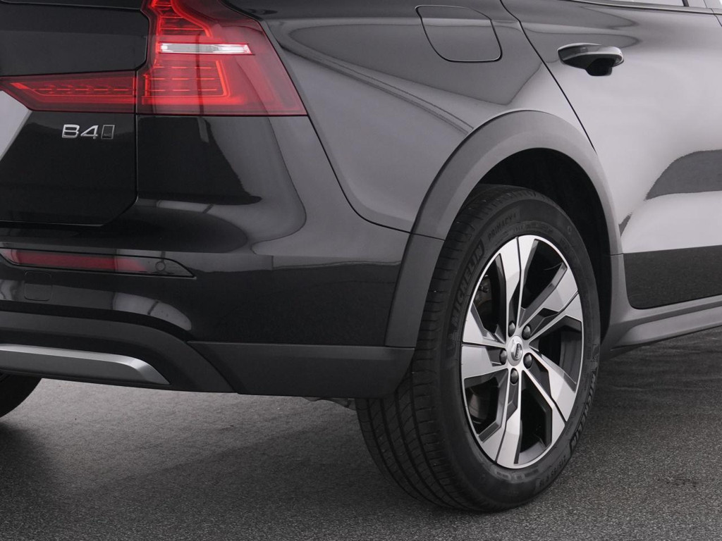 Volvo V60 Cross Country