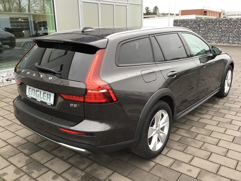 Volvo V60 Cross Country