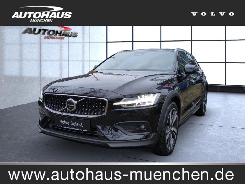 Volvo V60 Cross Country AWD Plus