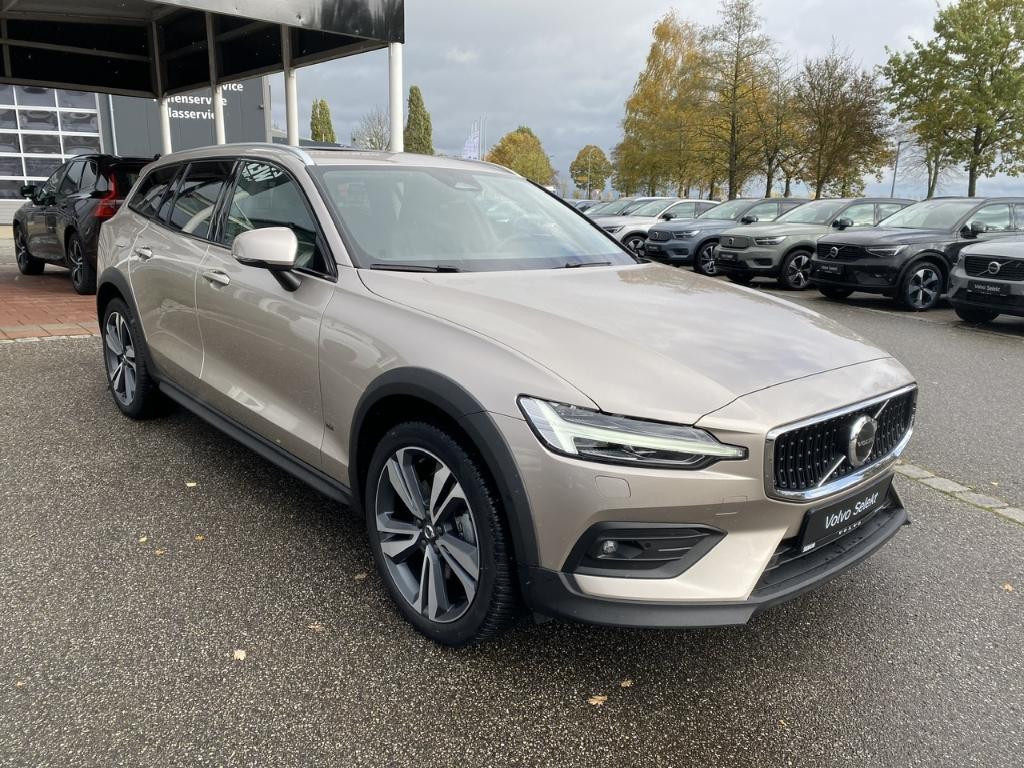 Volvo V60 Cross Country