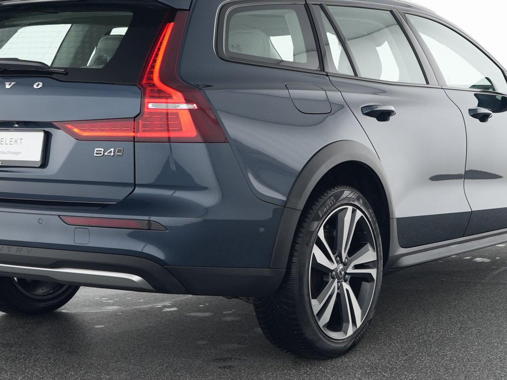 Volvo V60 Cross Country