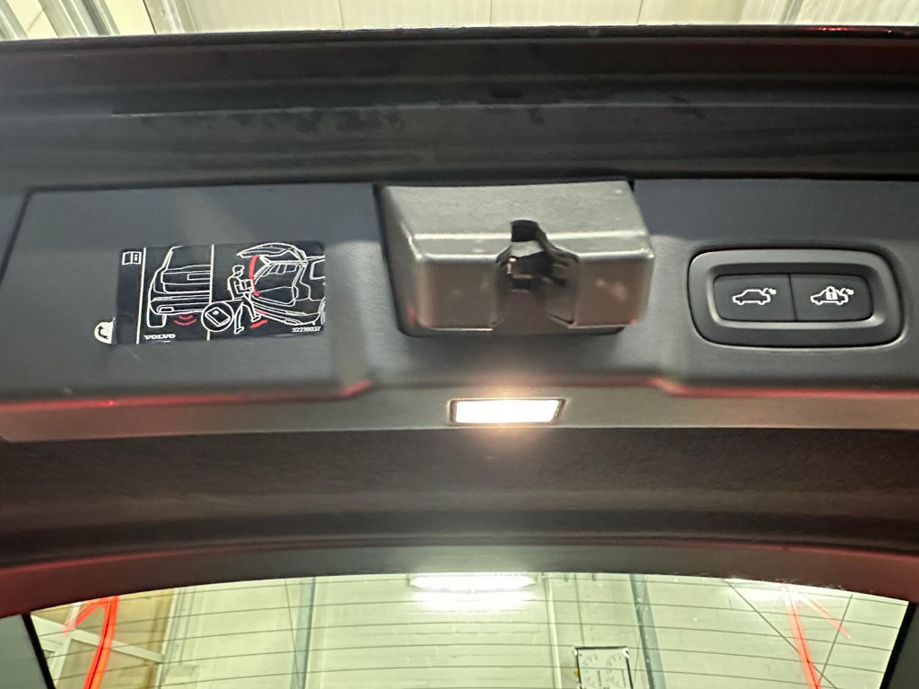 Volvo V90 Cross Country