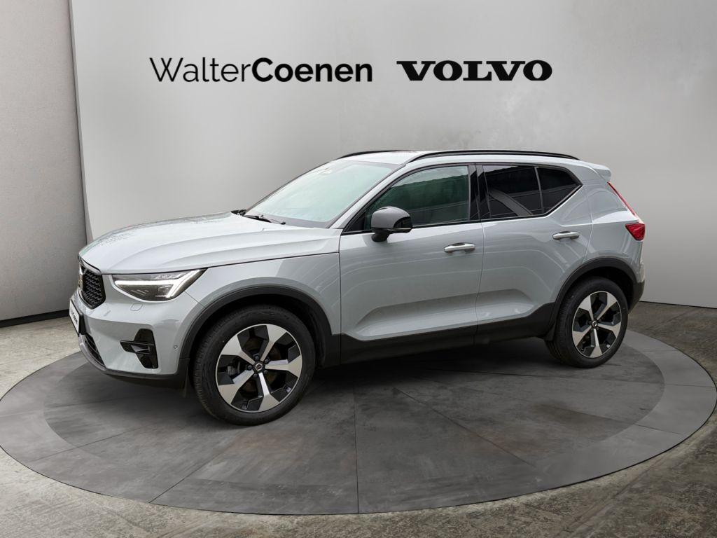 Volvo XC40 Plus Dark