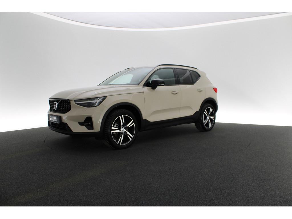 Volvo XC40 Plus Dark