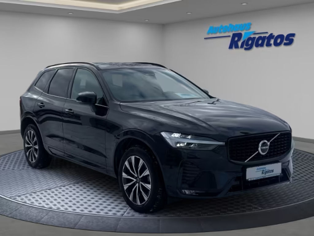 Volvo XC60 Plus Dark