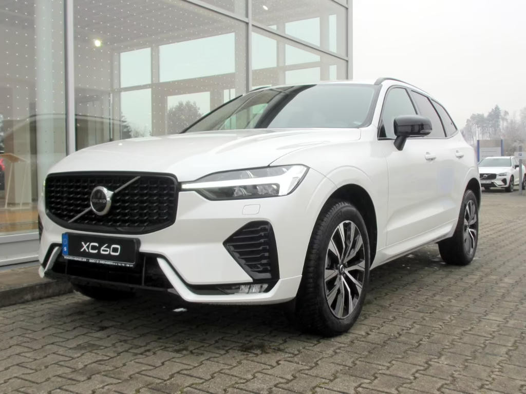 Volvo XC60 AWD Plus Dark