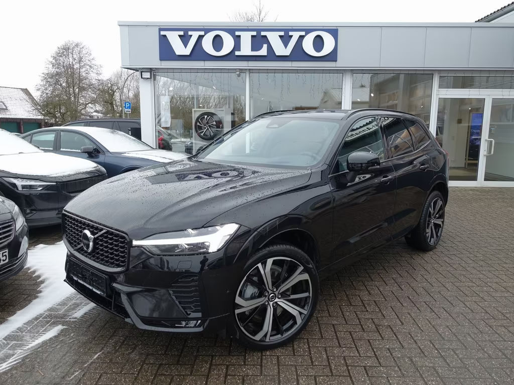 Volvo XC60 AWD Plus Dark