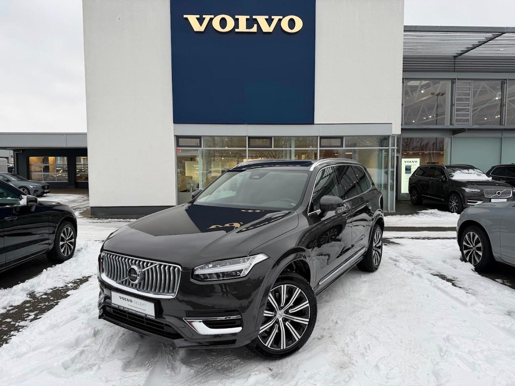Volvo XC90 AWD Plus Bright