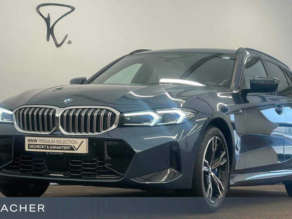 BMW 3 Serie 330 M-Sport xDrive Touring 330e