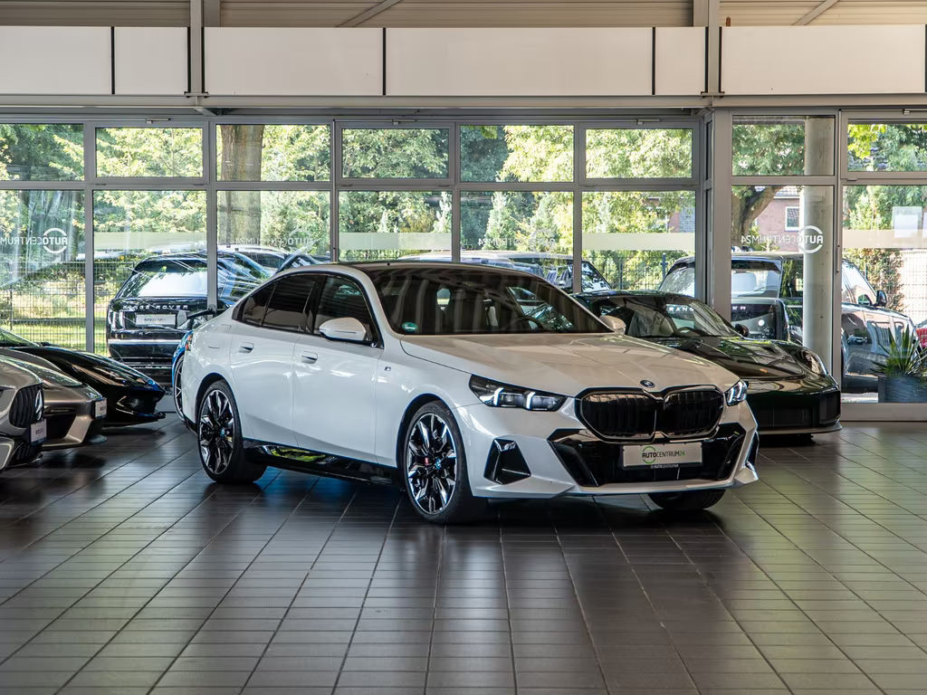 BMW 5 Serie 550 M-Sport xDrive Sedan