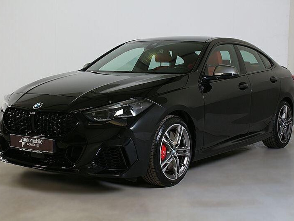 BMW M235