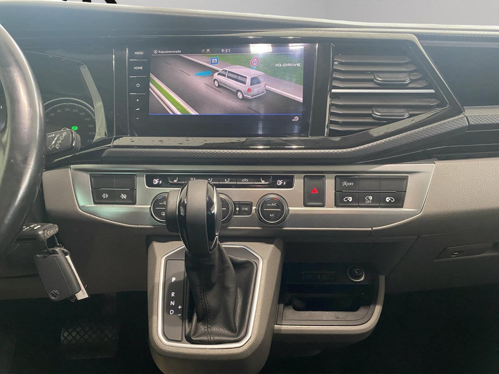 Volkswagen Caravelle