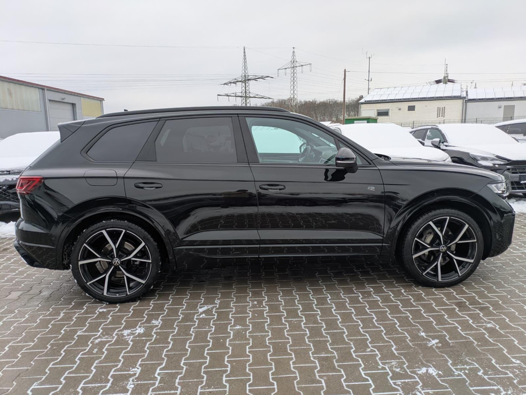 Volkswagen Touareg R-Line 3.0 V6 TDI