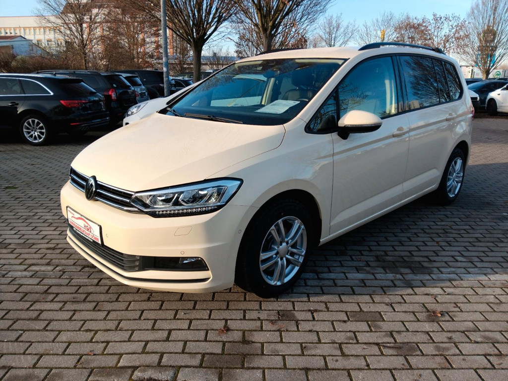 Volkswagen Touran DSG 2.0 TDI