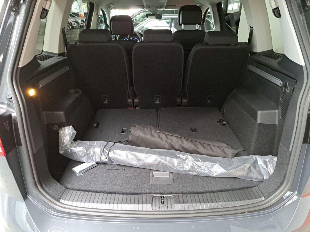 Volkswagen Touran DSG Highline 2.0 TDI