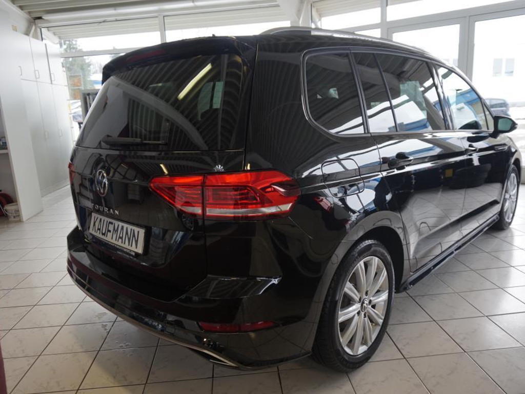 Volkswagen Touran DSG R-Line