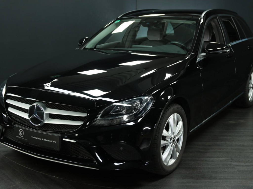 Mercedes-Benz C-Klasse C 220 4MATIC Estate C 220 d