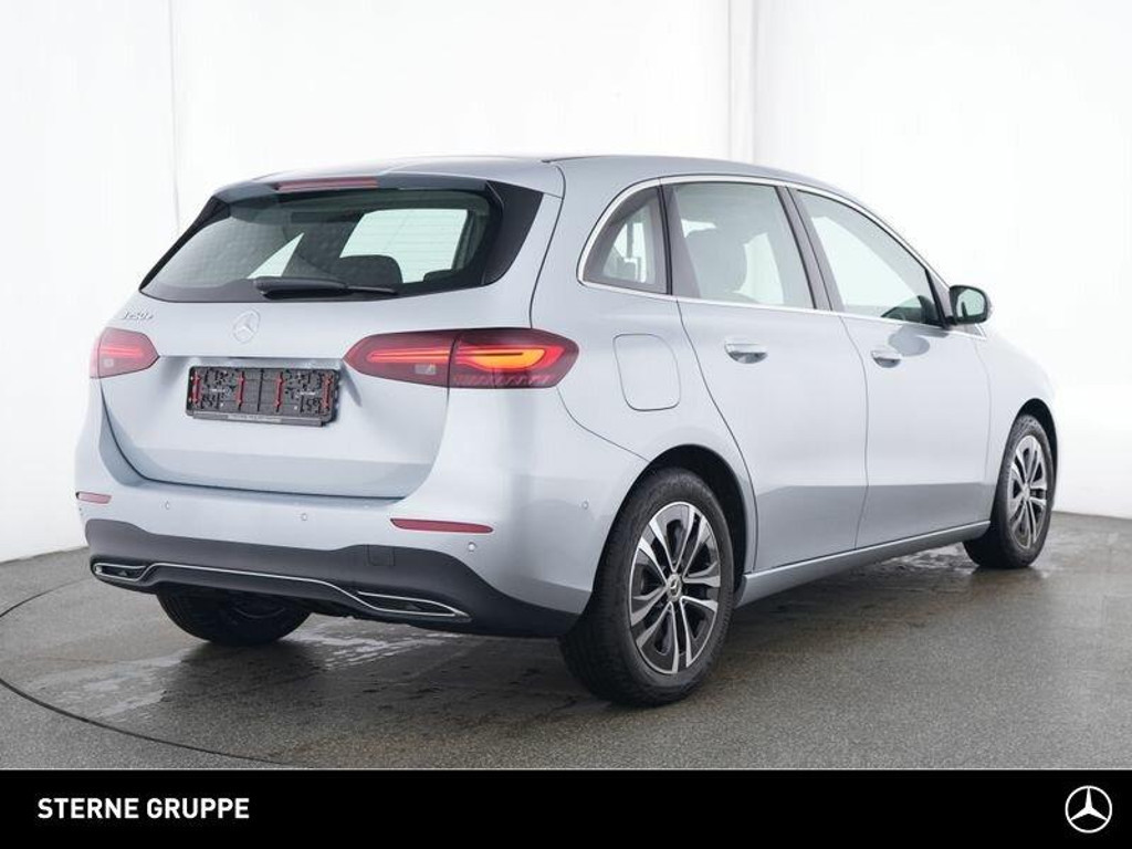 Mercedes-Benz B-Klasse B 250 B 250 e Progressive Sedan