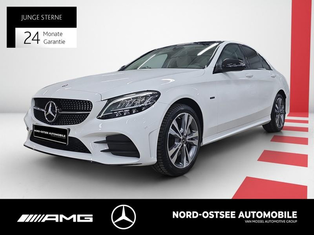 Mercedes-Benz C-Klasse C 300 4MATIC AMG Line C 300 e Sedan