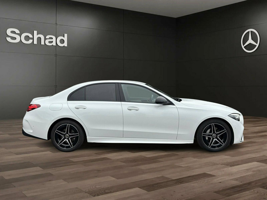 Mercedes-Benz C-Klasse C 300 4MATIC AMG Line C 300 d Sedan