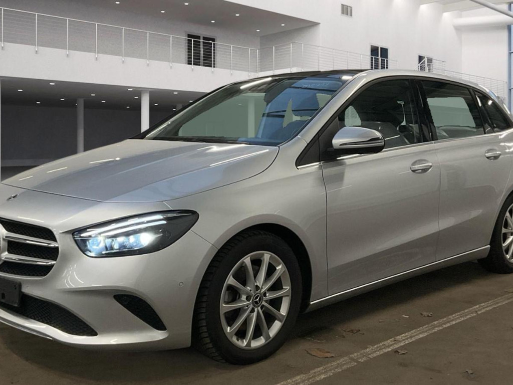 Mercedes-Benz B-Klasse B 220 B 220 d Sedan