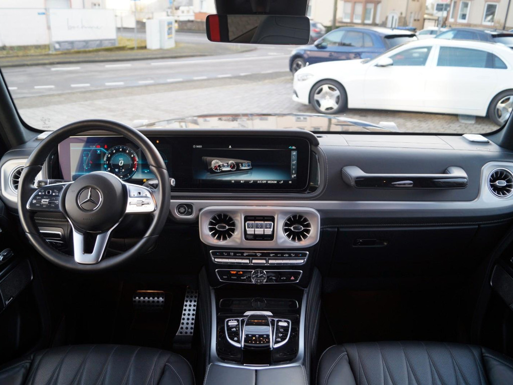 Mercedes-Benz G-Klasse