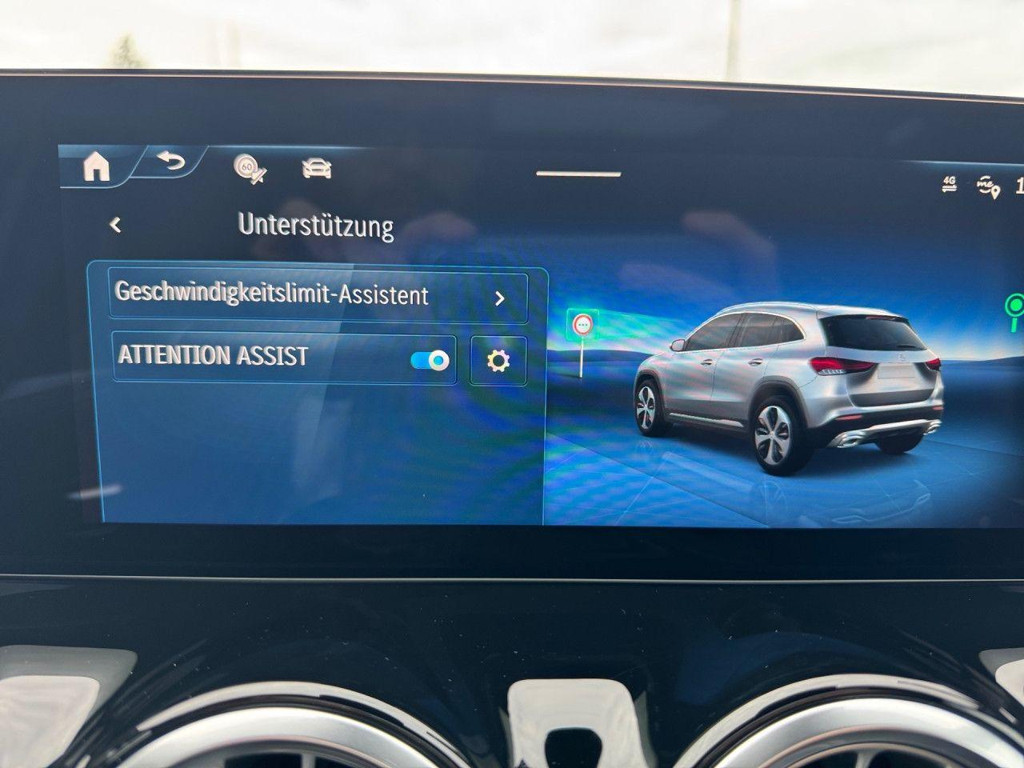 Mercedes-Benz GLA-Klasse