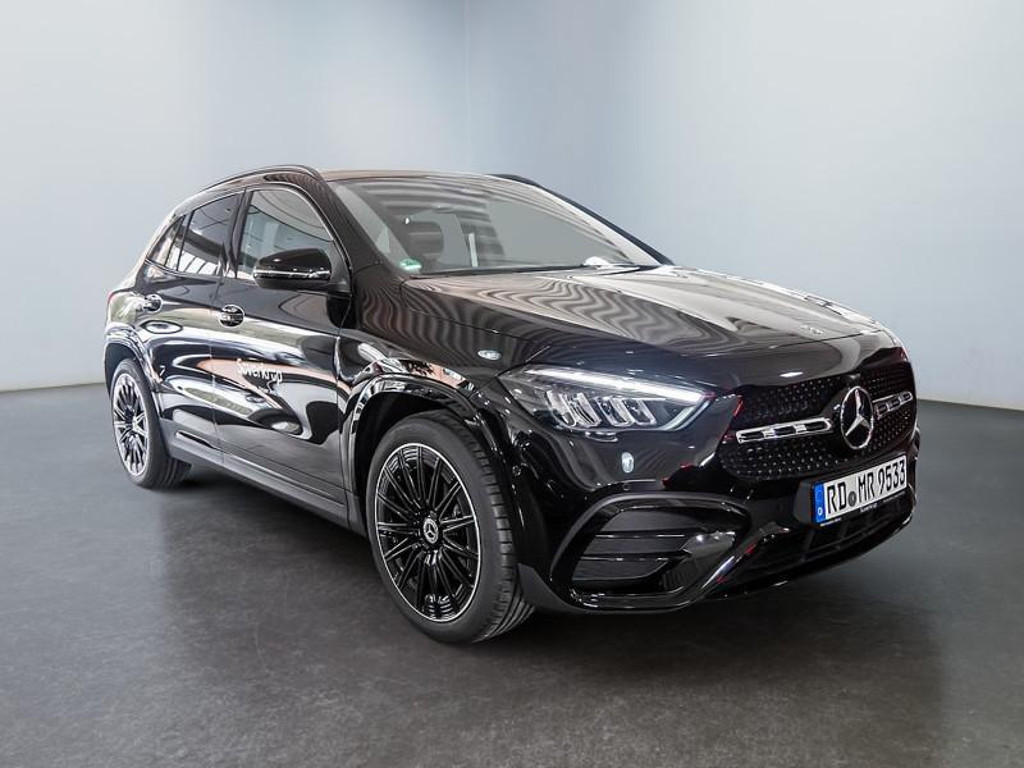Mercedes-Benz GLA-Klasse GLA 200 AMG Line