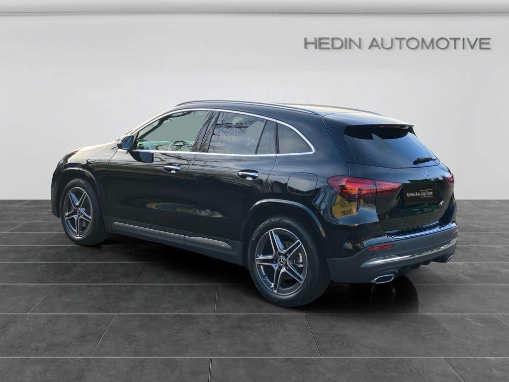 Mercedes-Benz GLA-Klasse GLA 180 AMG Line