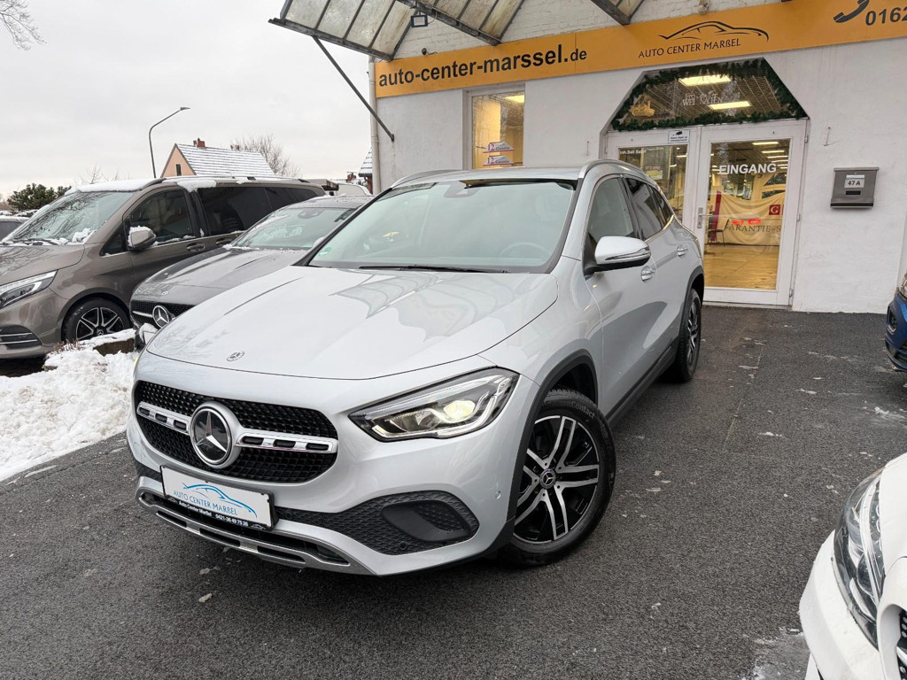 Mercedes-Benz GLA-Klasse GLA 180 TOTWINKEL/SPURHALTE/LED/NAVI/ALLWETTER
