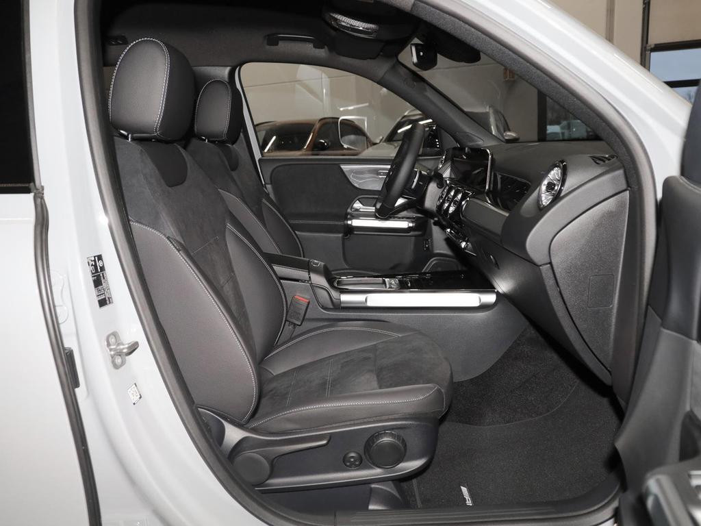 Mercedes-Benz GL-Klasse GLB 180 AMG Line