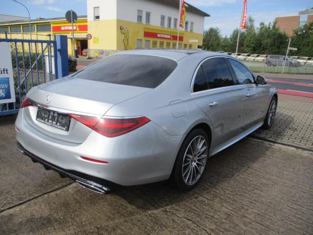 Mercedes-Benz S-Klasse