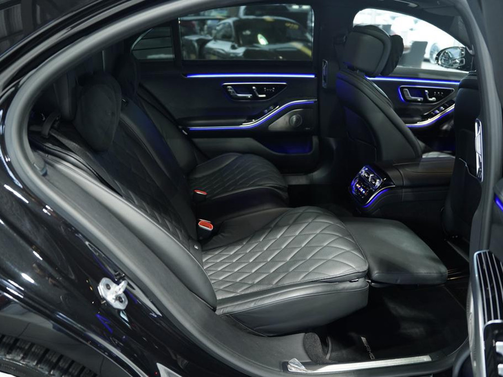 Mercedes-Benz S-Klasse