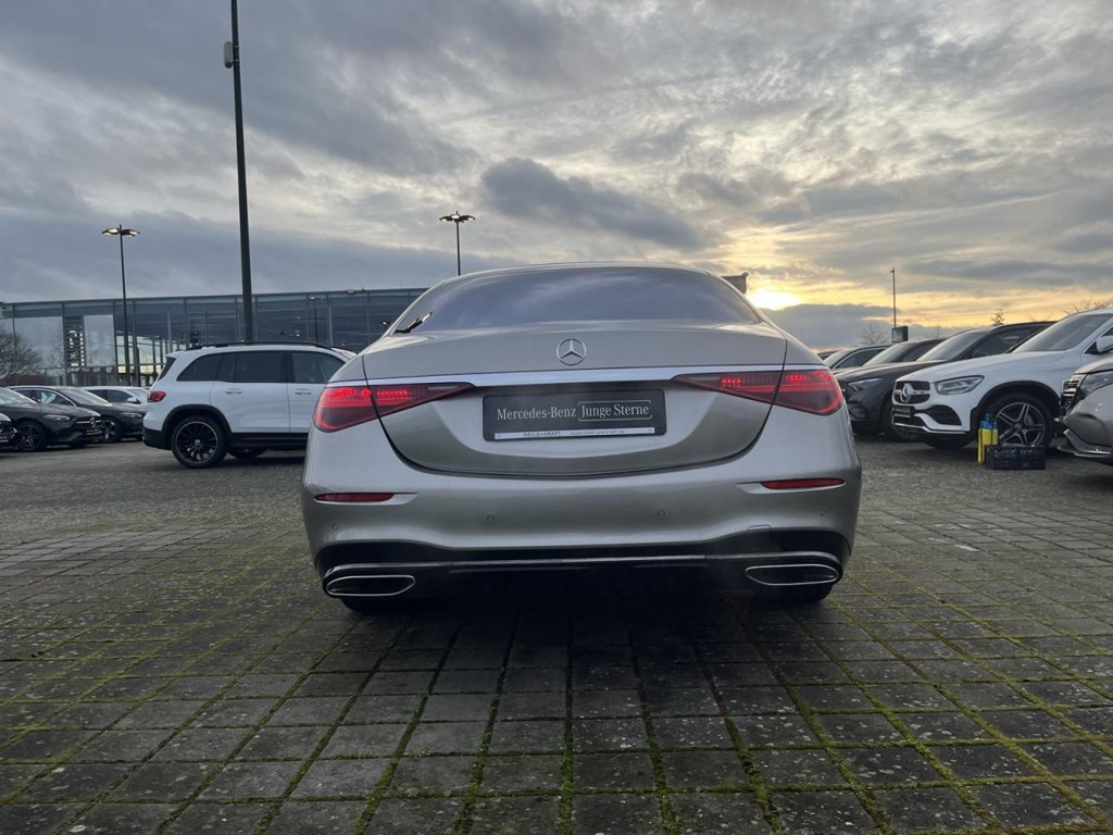 Mercedes-Benz S-Klasse