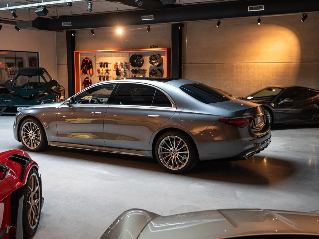 Mercedes-Benz S-Klasse