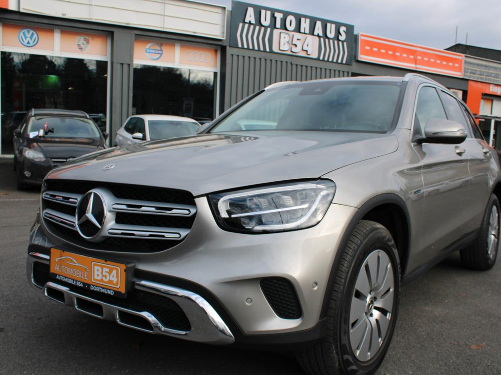 Mercedes-Benz GLC-Klasse GLC 300 de 4Matic/NAVI/1 HAND/KAM/TOP/LED/